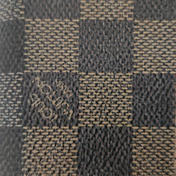 Louis Vuitton Damier Sarah long wallet EUC - Picture 11 of 12